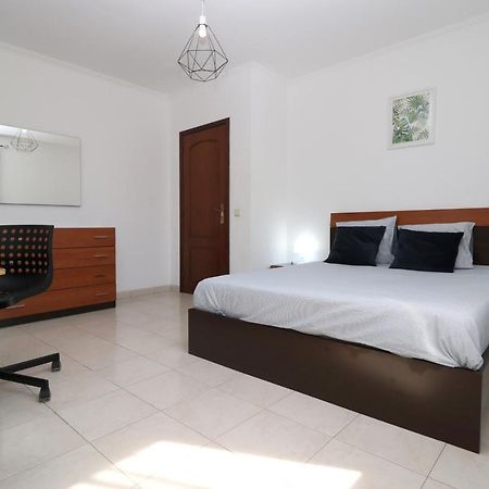 Charming Private Rooms In An Apartment A2 Penha - Distrito de Faro Exterior foto